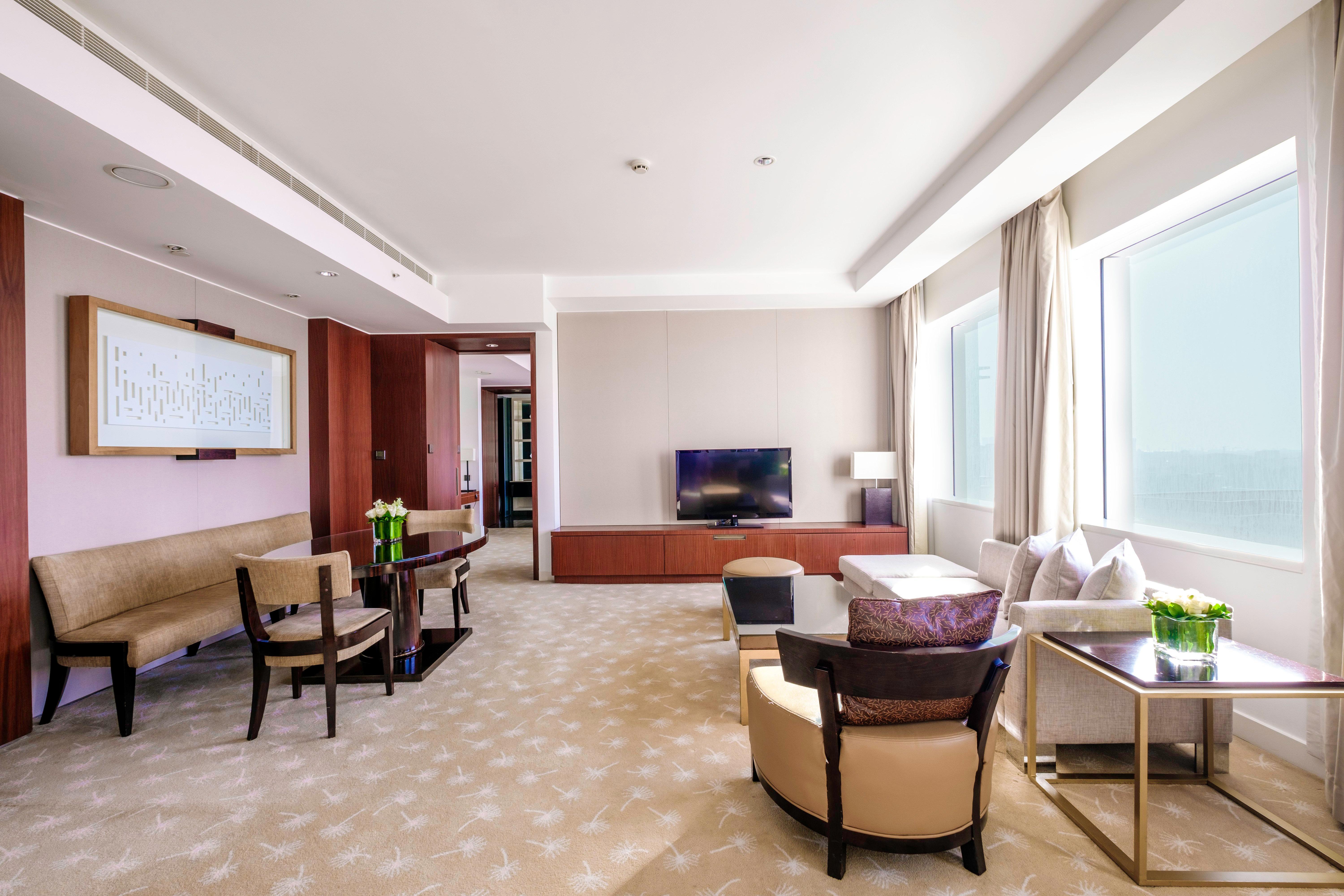 Intercontinental Dubai Festival City By Ihg Zewnętrze zdjęcie A suite at the hotel